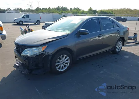 2014 Toyota Camry L z USA, uszkodzony, nr VIN 4T1BF1FK9EU731043